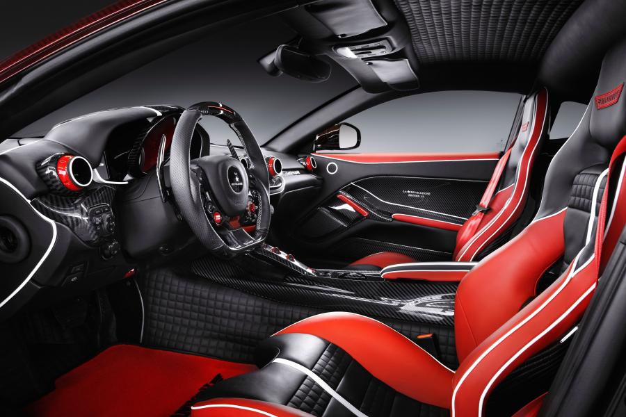 Интерьер Ferrari F12berlinetta La Revoluzione by Mansory 2013 года  (фото 6 из 9)